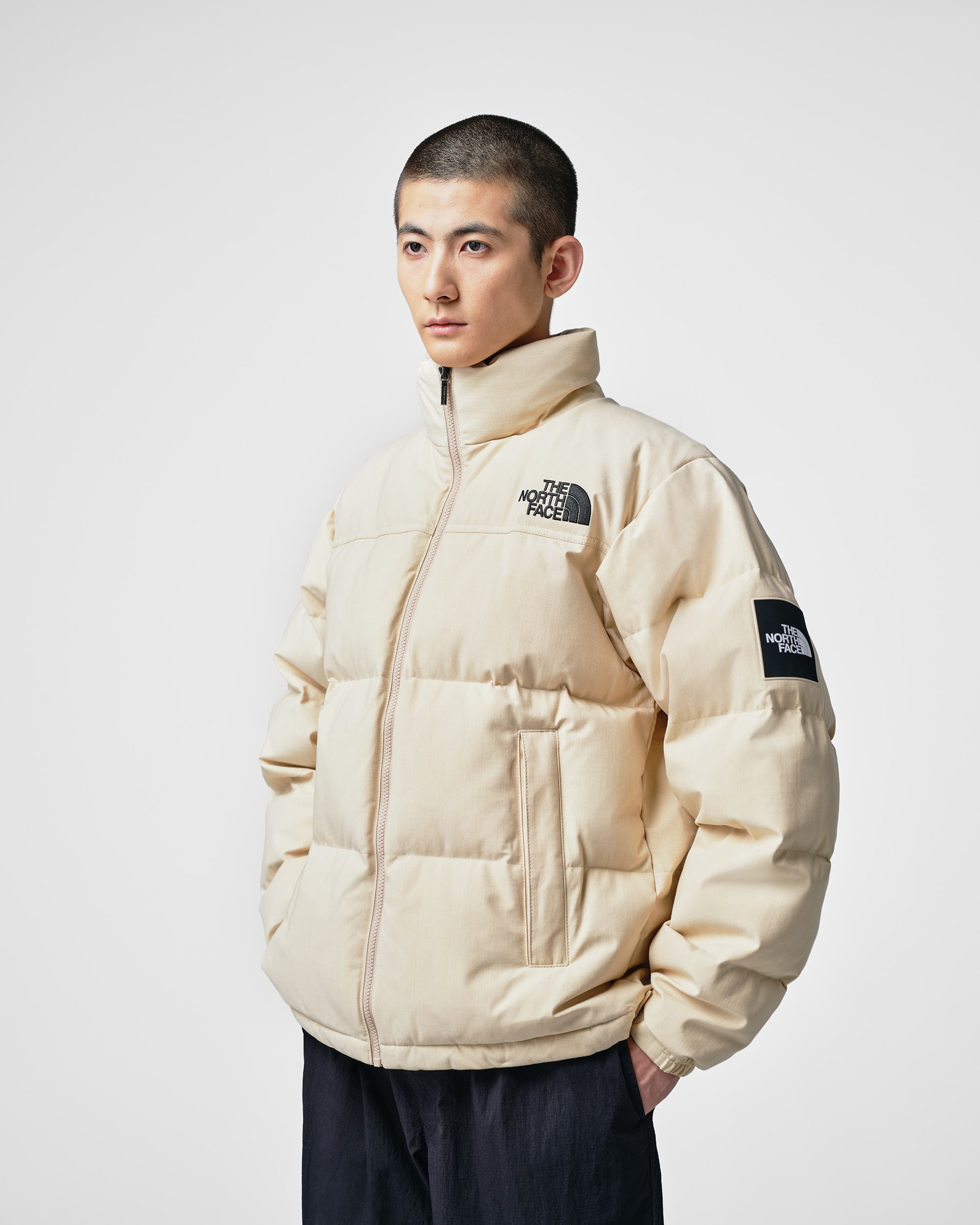 THE NORTH FACE NUPTSE ECOLOFT エコロト ジャケット肩幅-約475cm